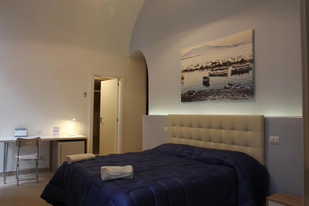 Base Mergellina Couette-café Naples