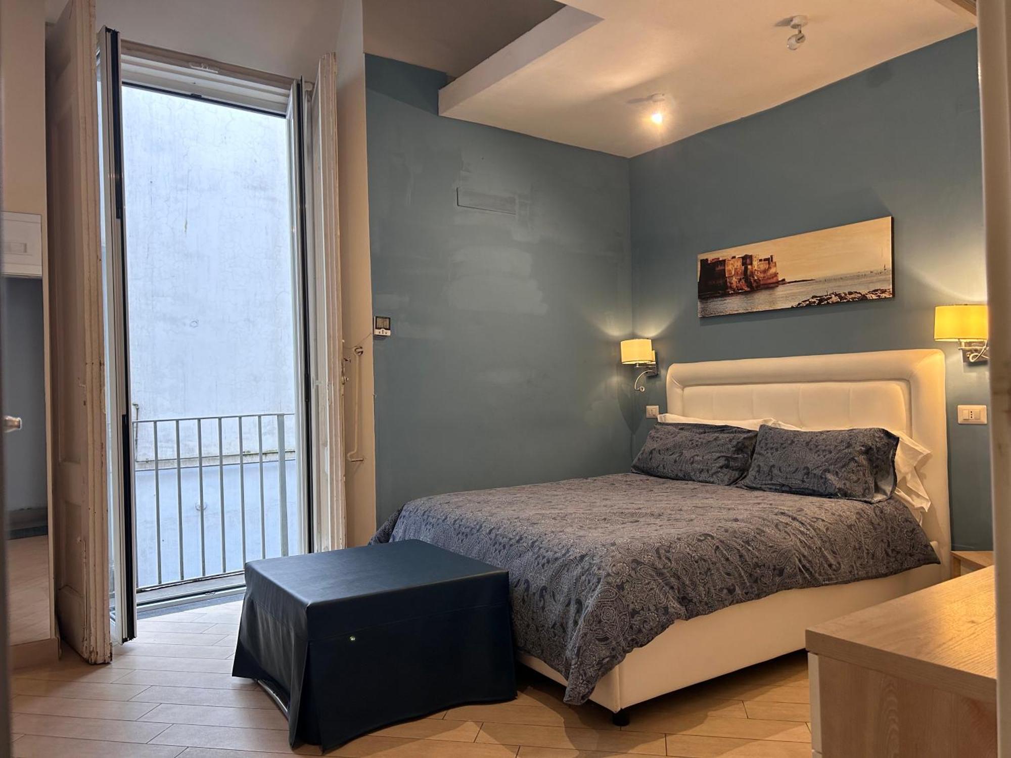 Bed & Breakfast Base Mergellina