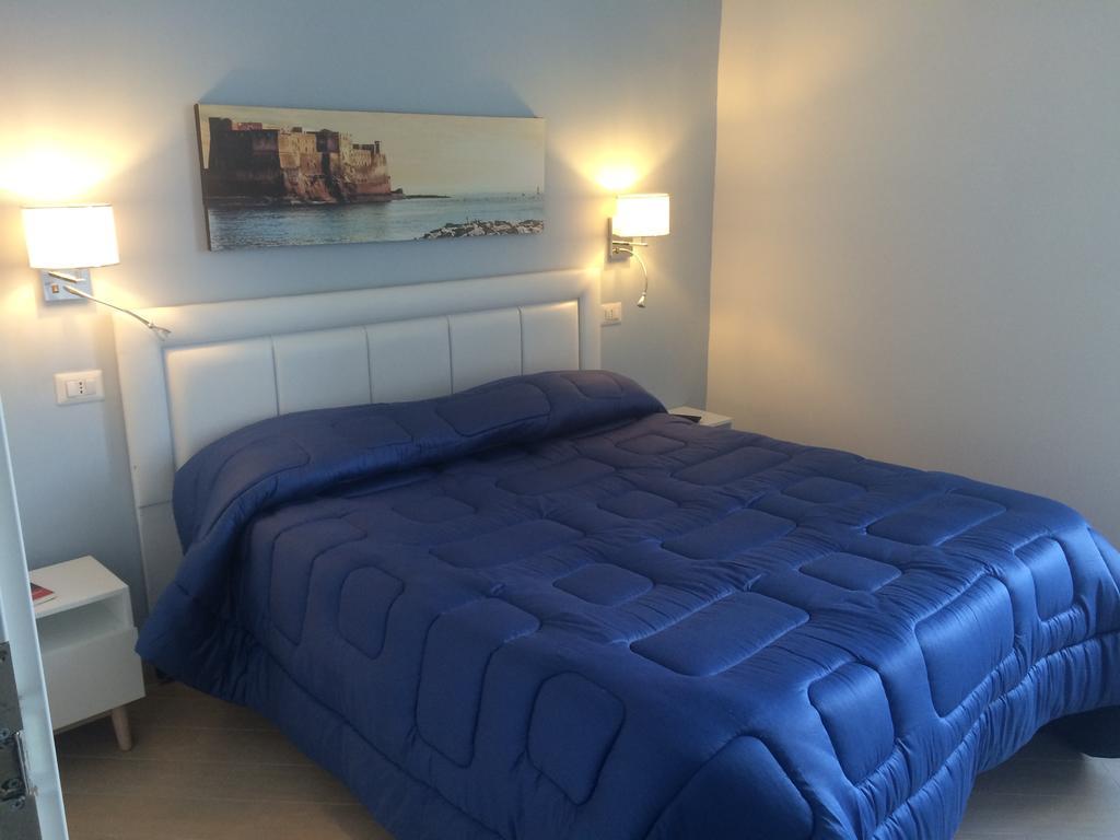 Bed & Breakfast Base Mergellina Naples